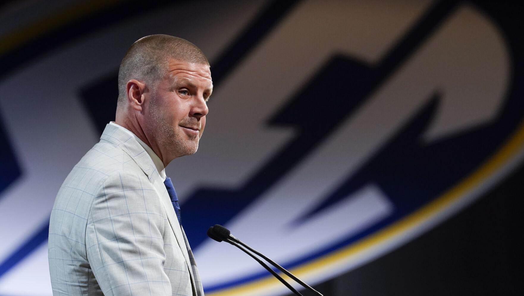 Florida enters year 2 under Napier amid rare low expectations